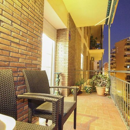 Ferienwohnung Apartamento La Feria Sevilla Exterior foto